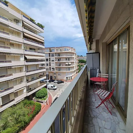 Branly 3, By Welcome To Apartamento *